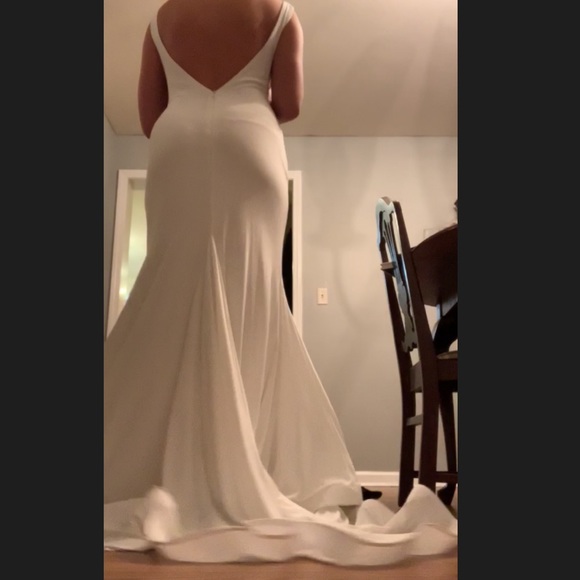 Dress - Picture 2 of 2